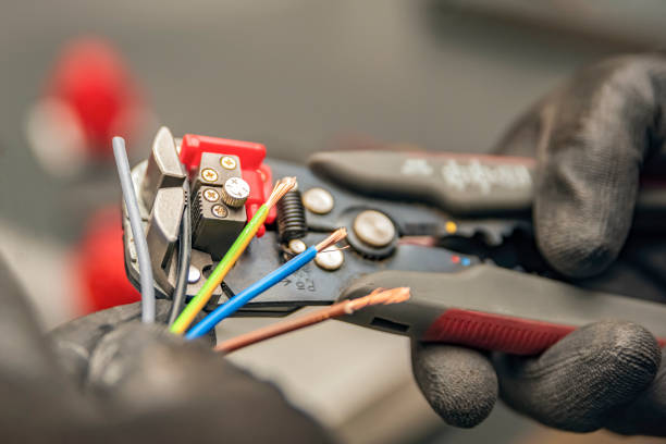 Best 24-Hour Electrician  in Savannah, MO