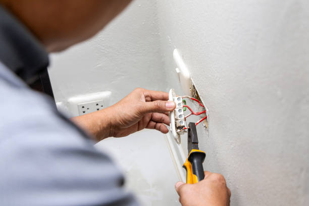 Best Circuit Breaker Repair  in Savannah, MO